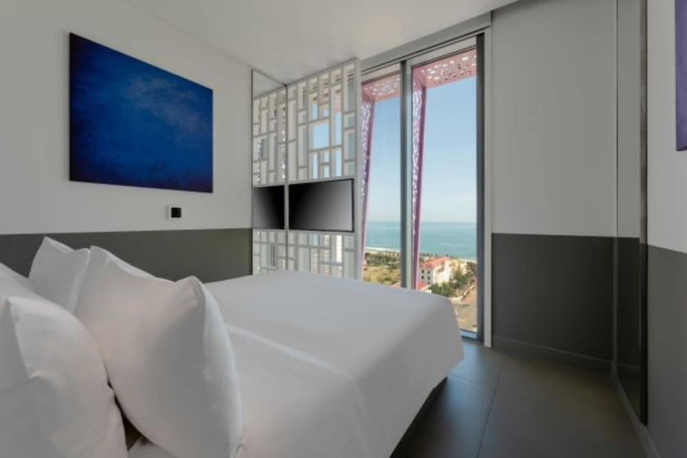 Room, 1 Queen Bed, Ocean View - Photo 2