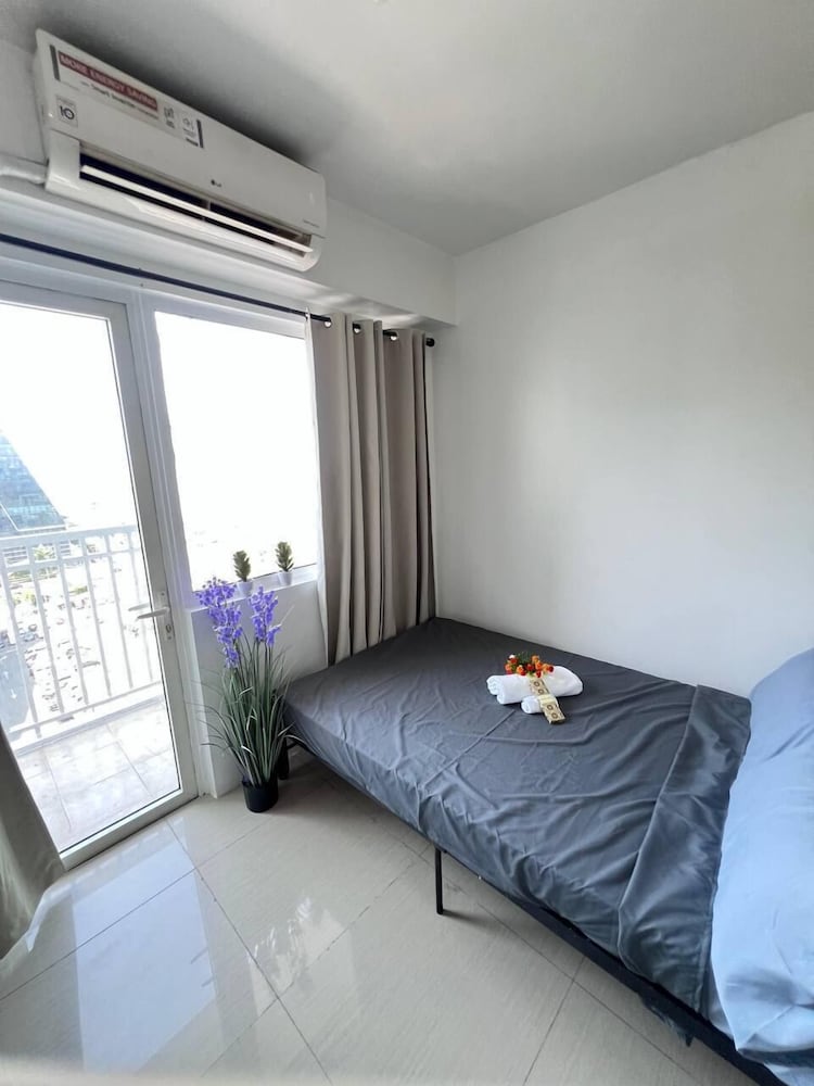 Comfort Condo, Partial Sea View photo 3
