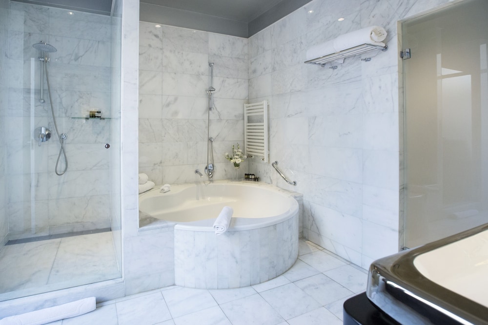 Presidential Suite (Grand) Presidential Suite (Grand)