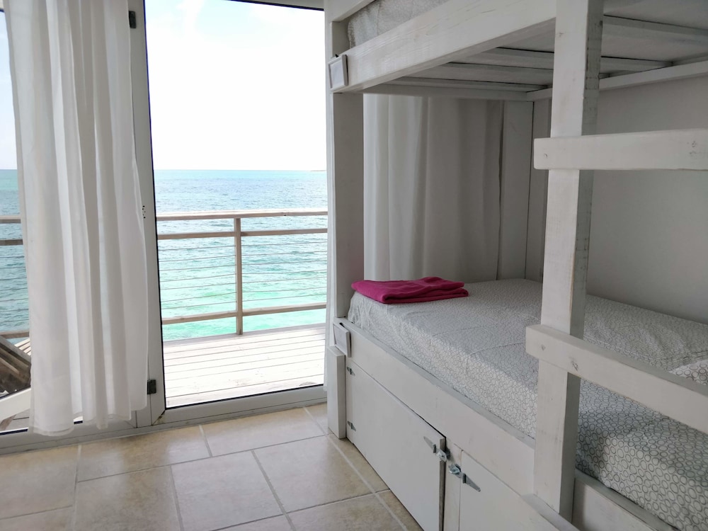 Deluxe Shared Dormitory, Multiple Beds, Non Smoking