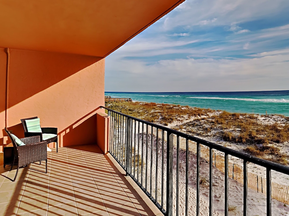 Condo, 1 Queen Bed with Sofa bed, Balcony, Ocean View (#204 - No Pets) photo 2