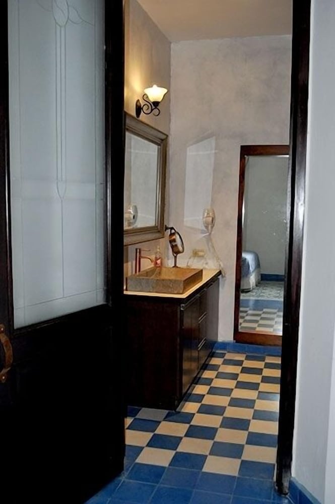 Superior Room - Photo 5
