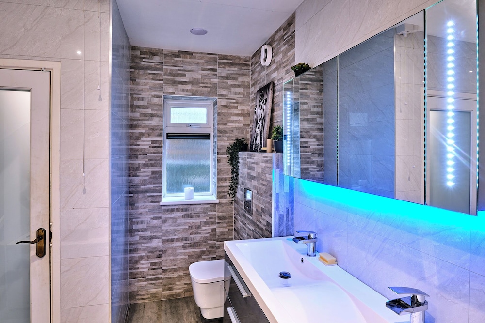 Charming Cardiff Home Con Parcheggio Privato & Moderni Comfort, Foto 6
