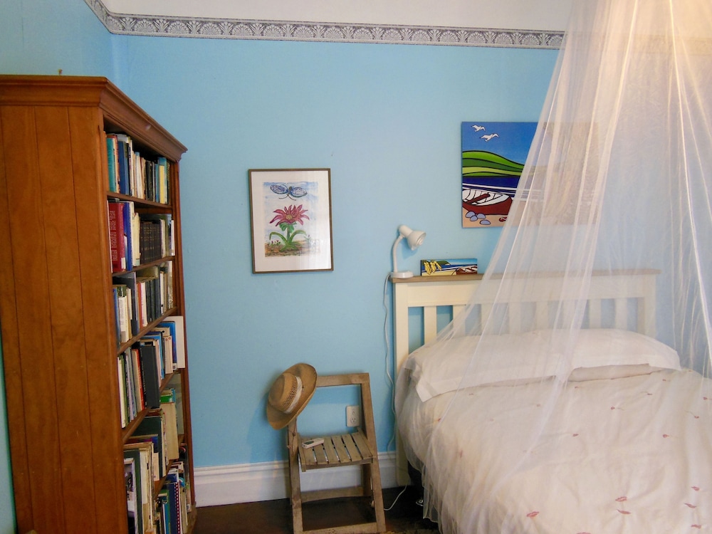 The Blue Room photo 2