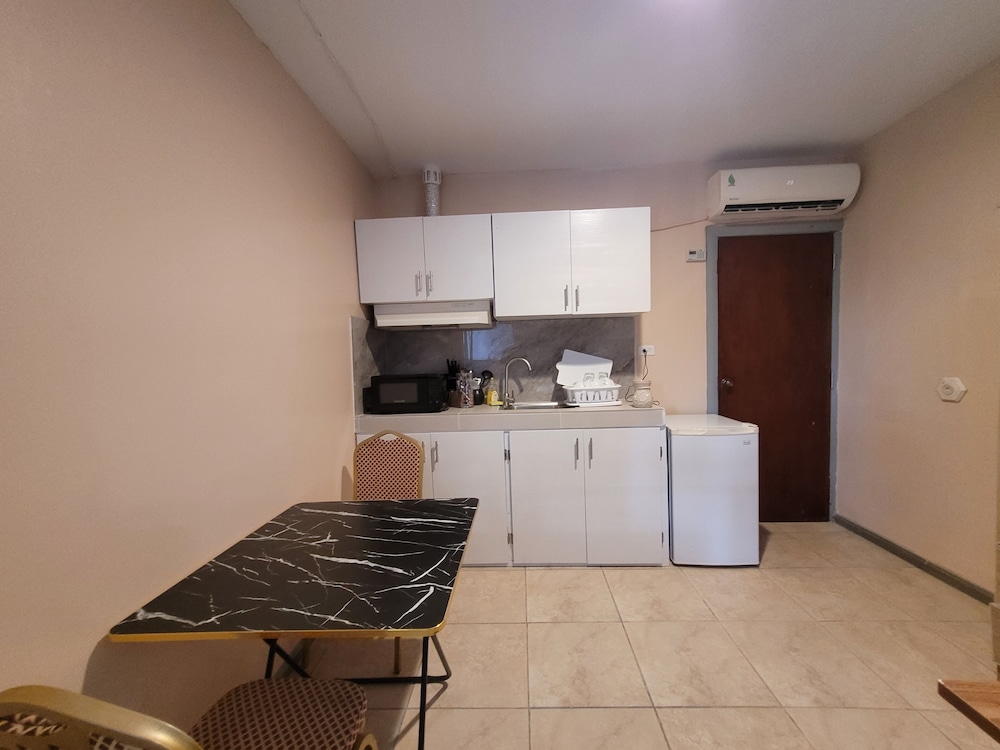Comfort Room photo 2