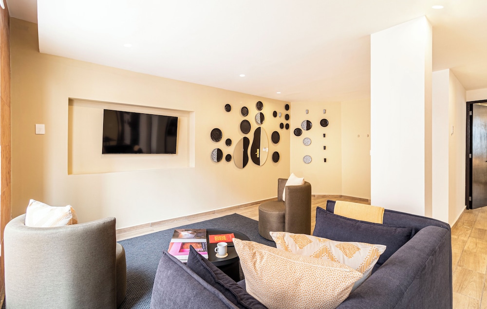 Grand Apartment, City View photo 2