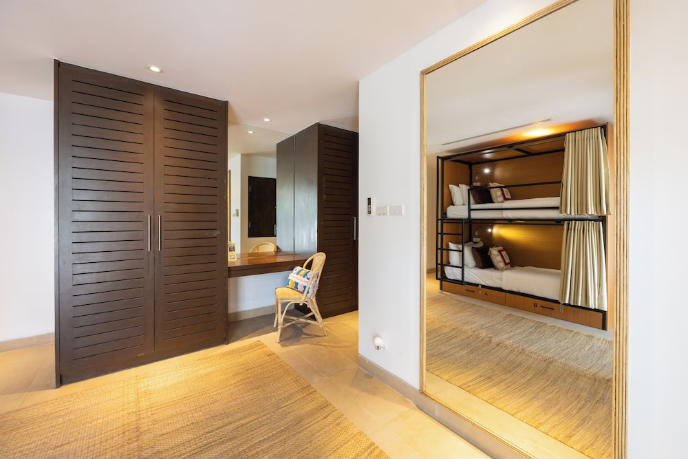 6 Bed Mixed Community Ensuite