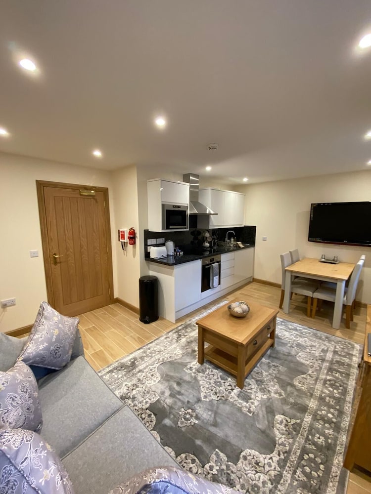 Comfort Apartment, Private Bathroom, City View (Apartment 10) - Photo 14
