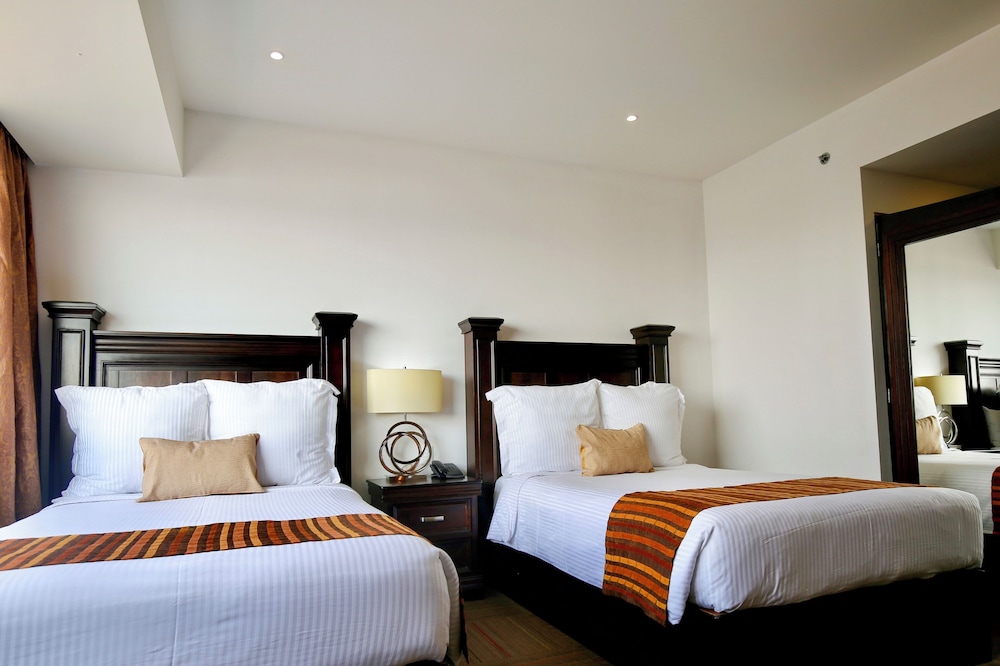 Standard Double Room, 2 Double Beds - Photo 1