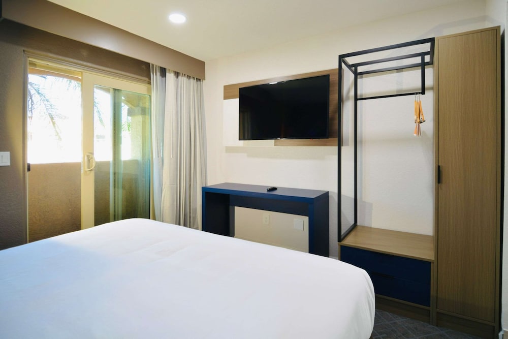 Comfort Inn & Suites Moreno Valley near March Air Reserve Base, Zdjęcie 6