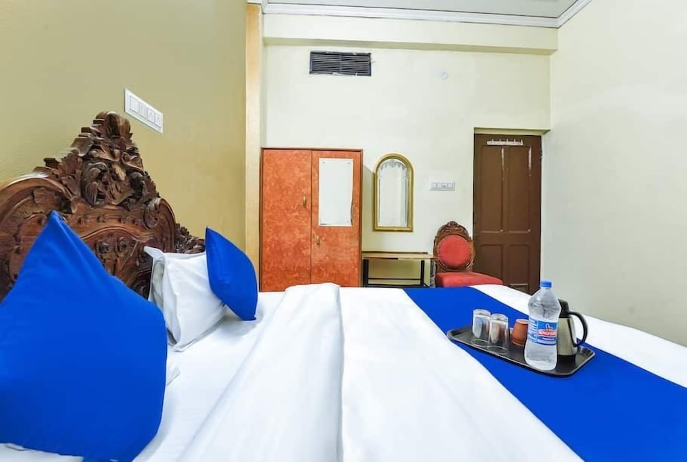 Deluxe Room - Photo 15