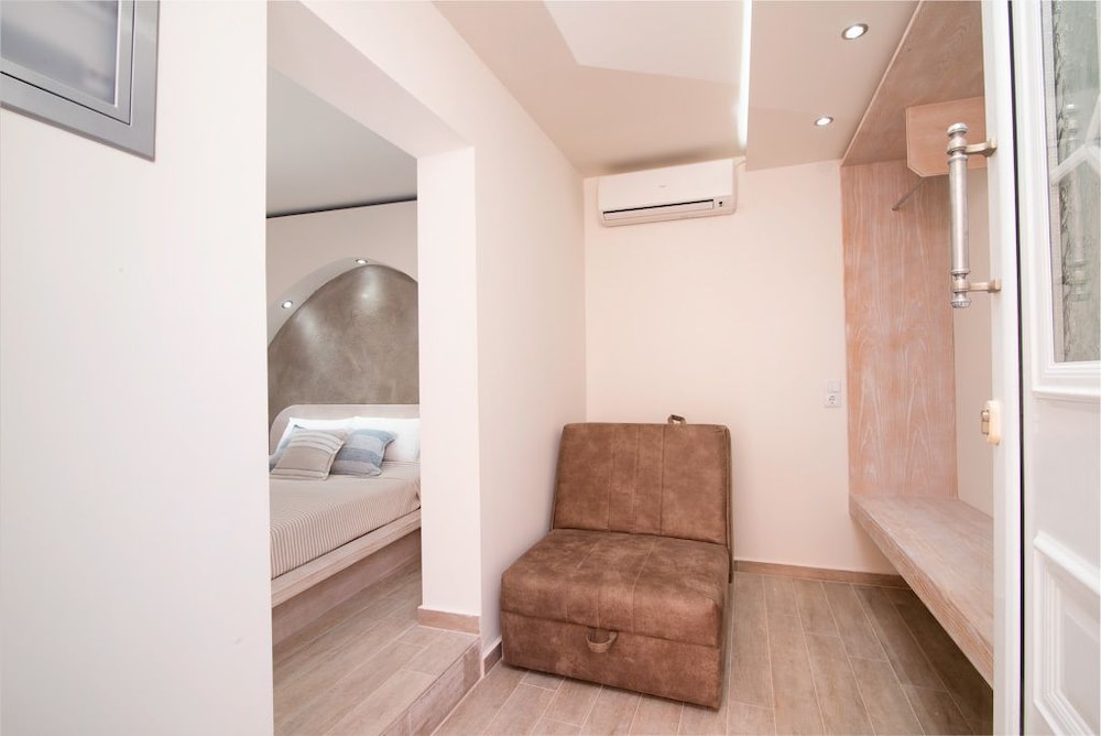 Apartment, Ensuite photo 3