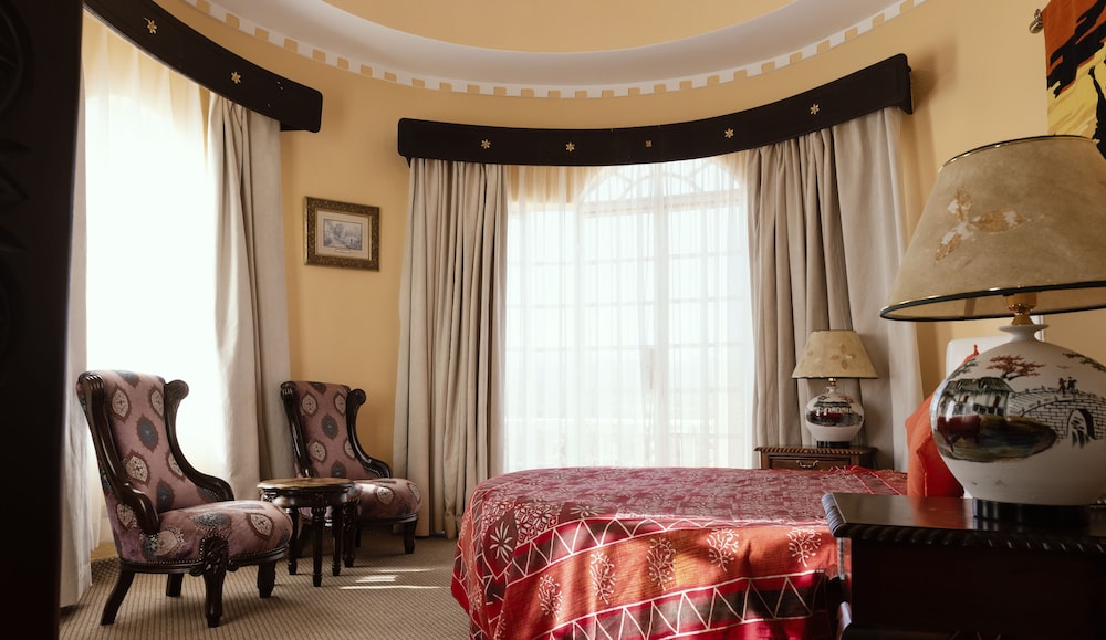 Exclusive Suite