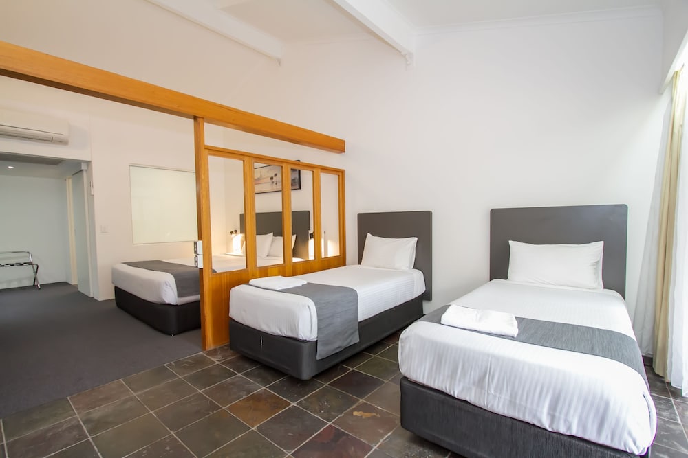 King Spa Suite photo 3