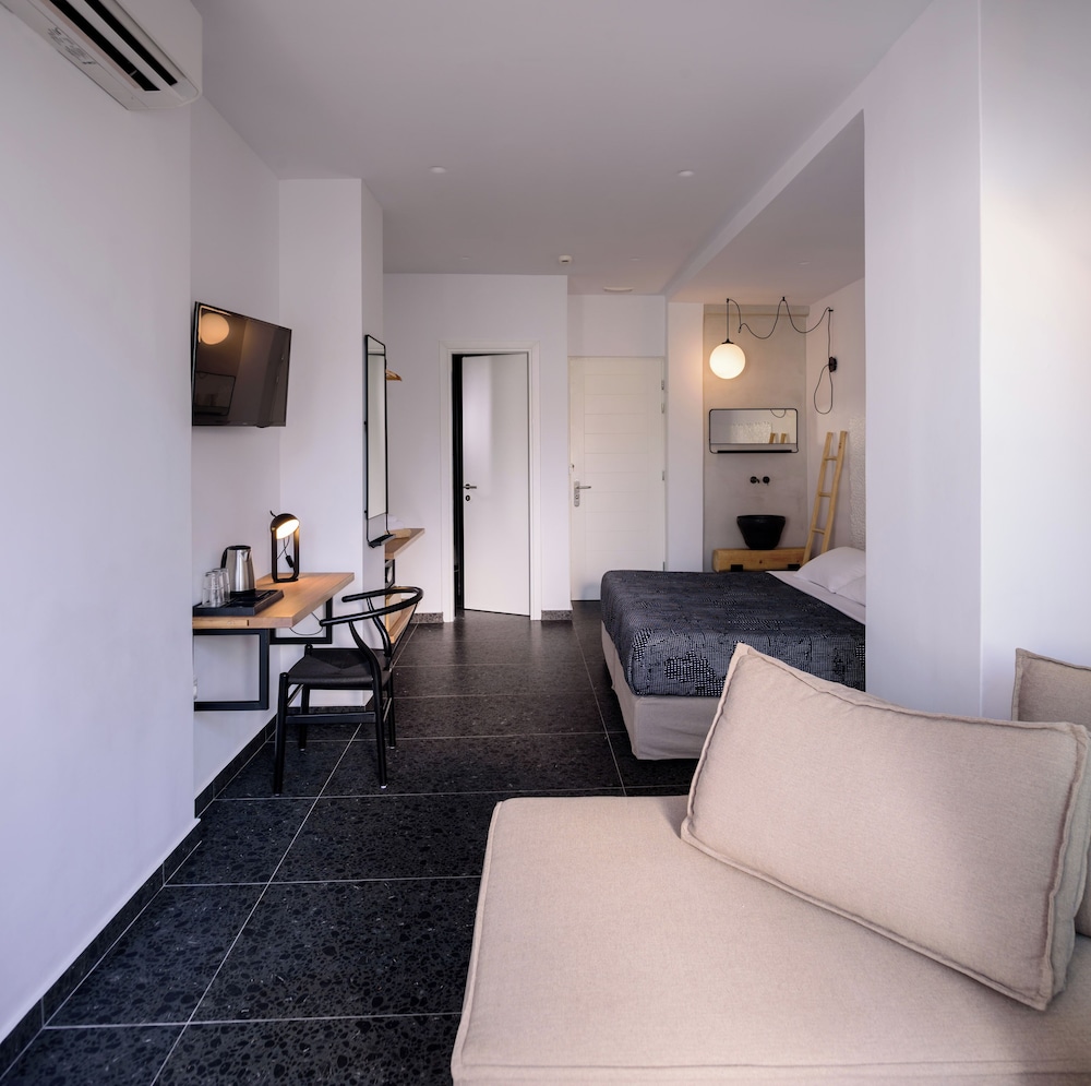 Junior Suite - Photo 11