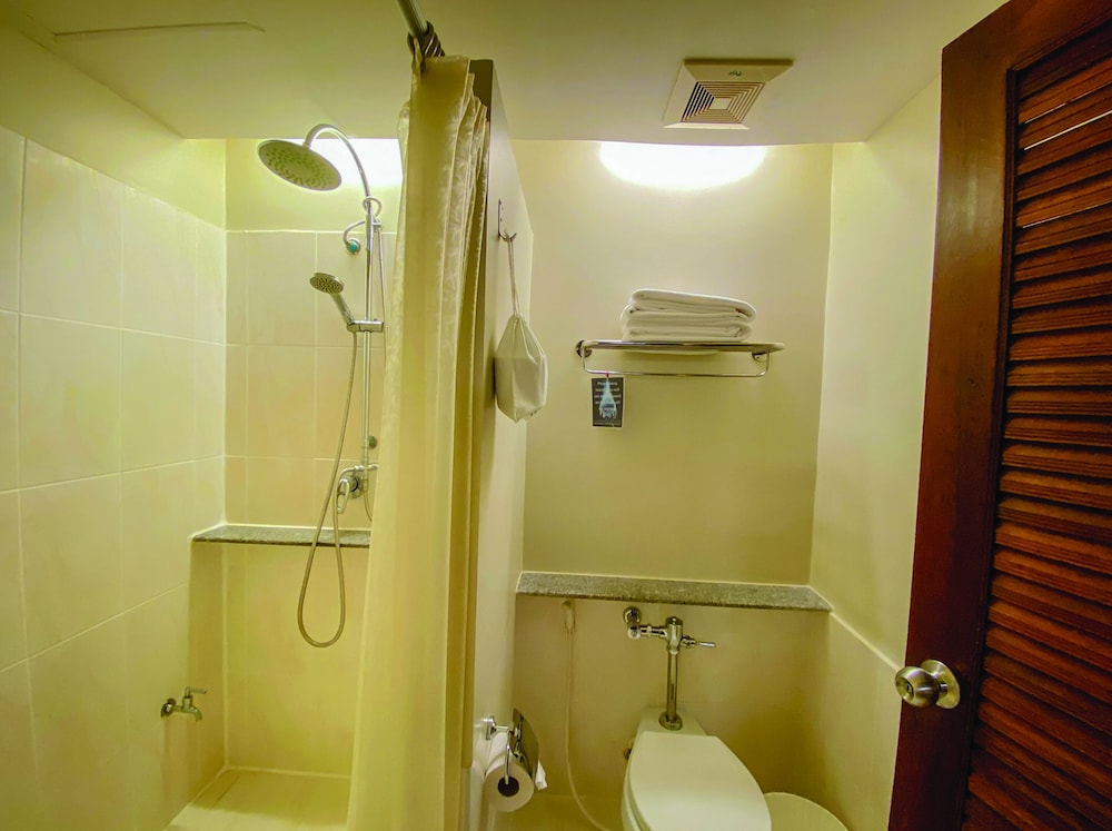 Sino Suite - Photo 25