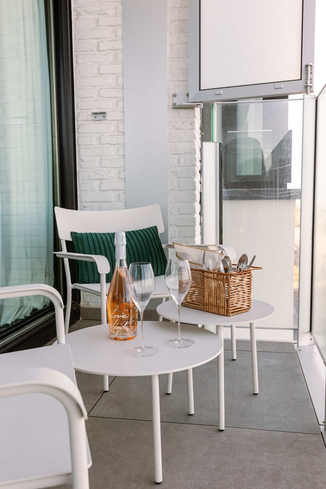 Cosy Apartment With Terrace Overlooking the sea, Foto 17