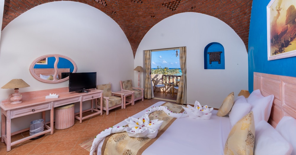 Standard Double or Twin Room, Garden View - Photo 24