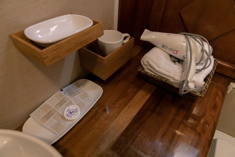 Superior Room, 1 Double Bed, Non Smoking, Sea View photo 2
