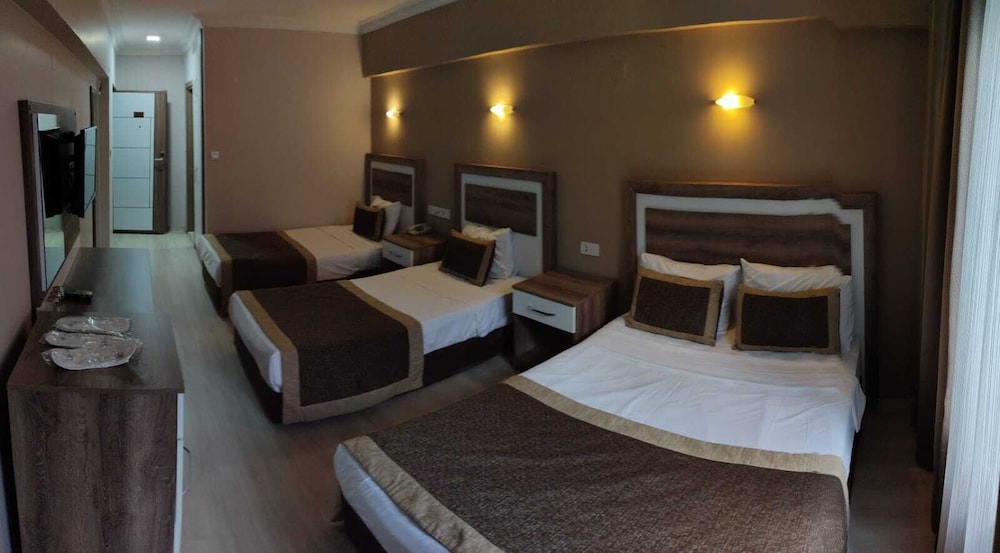Standard Quadruple Room photo 1