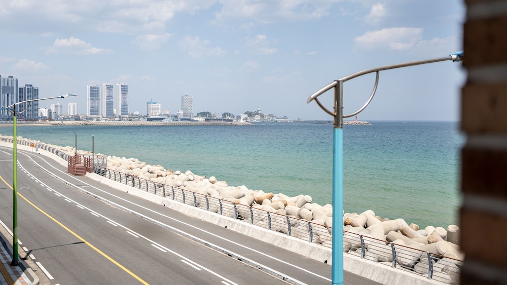 Basic Room, 1 Bedroom (Room 303 Pension(Ocean View/BBQ)) photo 3