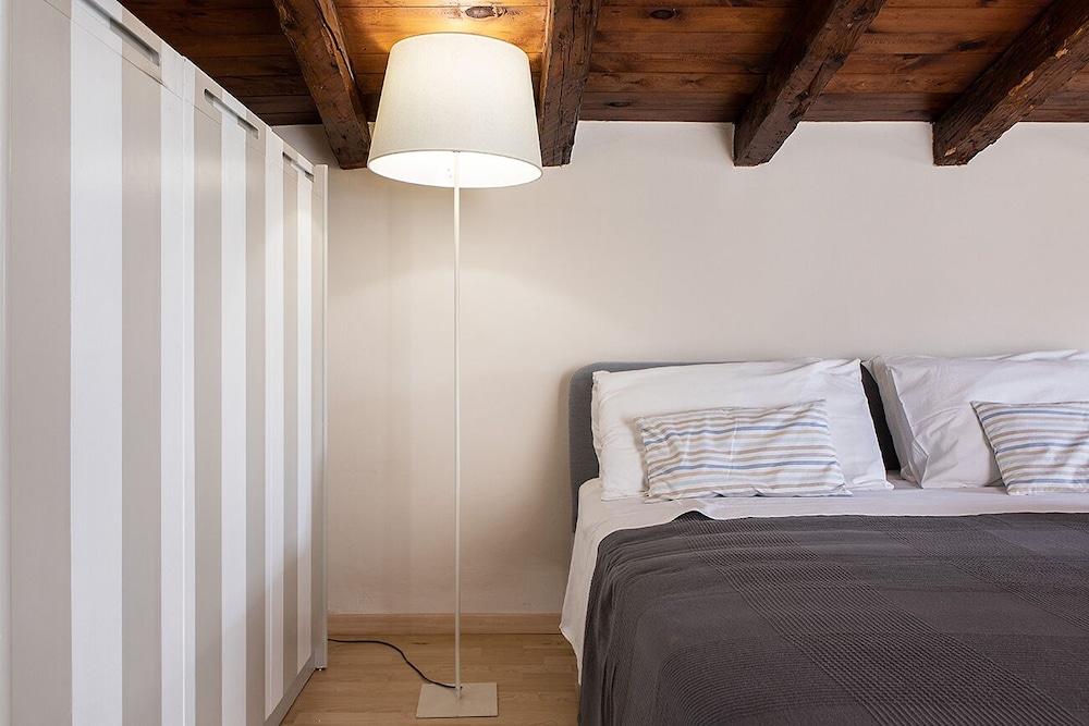 Apartment, 1 Bedroom, Terrace, Corner