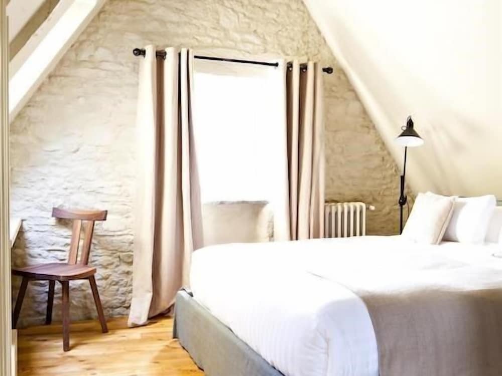 Classic Double Room, Ensuite, Garden View (Supérieure Champassack)