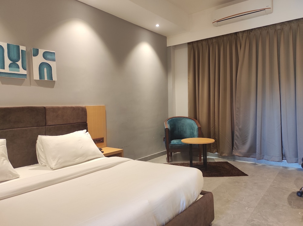 Luxury Room - Photo 5