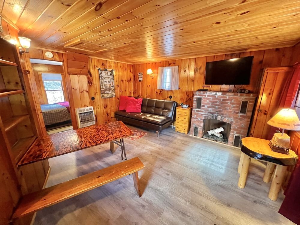 Signature Cabin, 1 Bedroom, Lake View photo 2