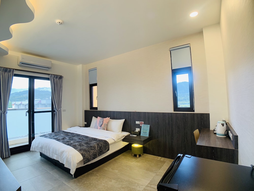 Standard Room photo 2