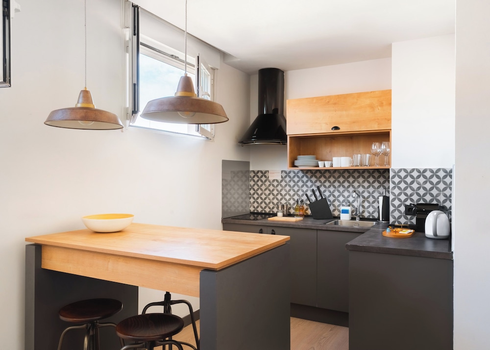 One-Bedroom Family Apartment