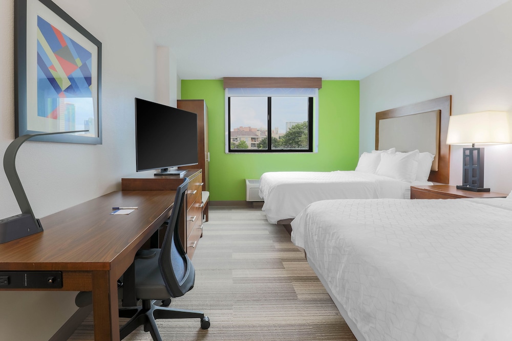 Premium Room, 2 Queen Beds (Standard) - Photo 3