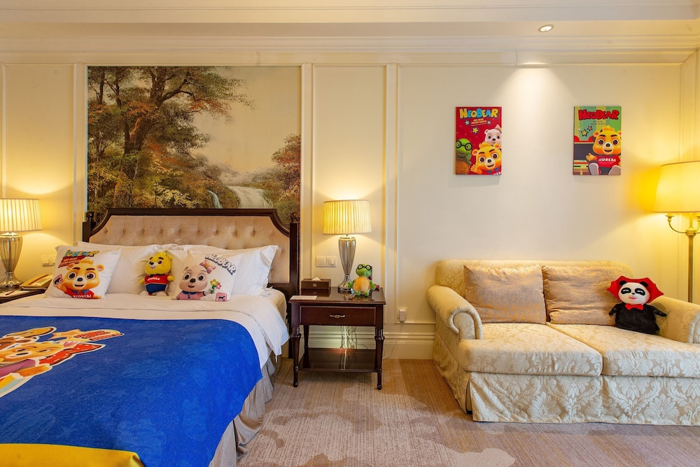 Standard Room, 1 King Bed, Sea View (Kids Theme) photo 3