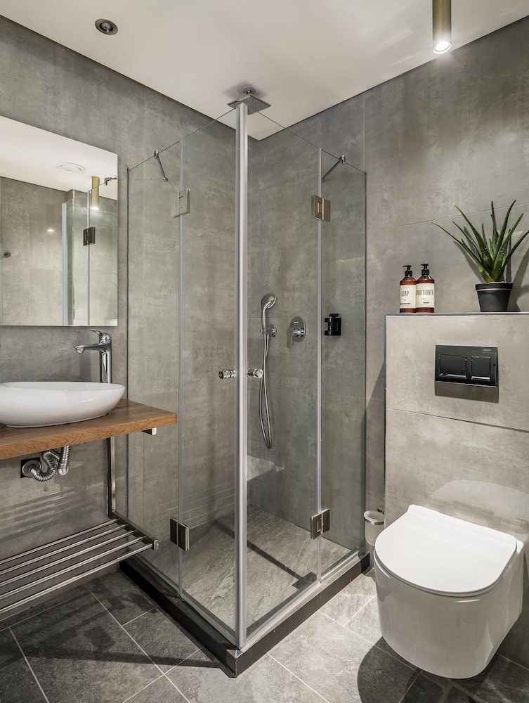 Executive Room, Balcony - Photo 3