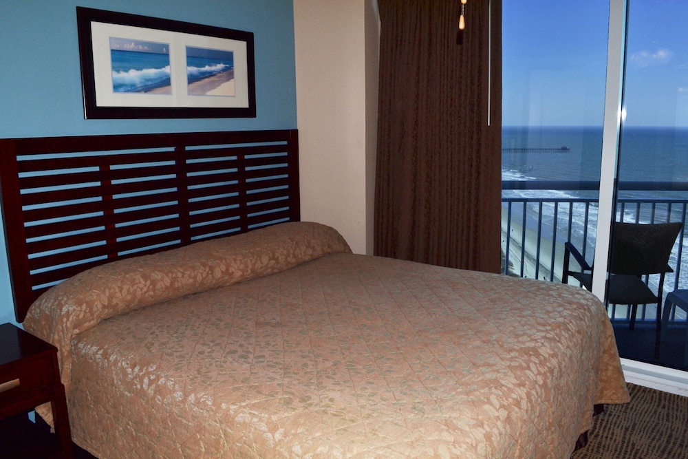 Deluxe Condo, 3 Bedrooms, Non Smoking, Ocean View photo 2