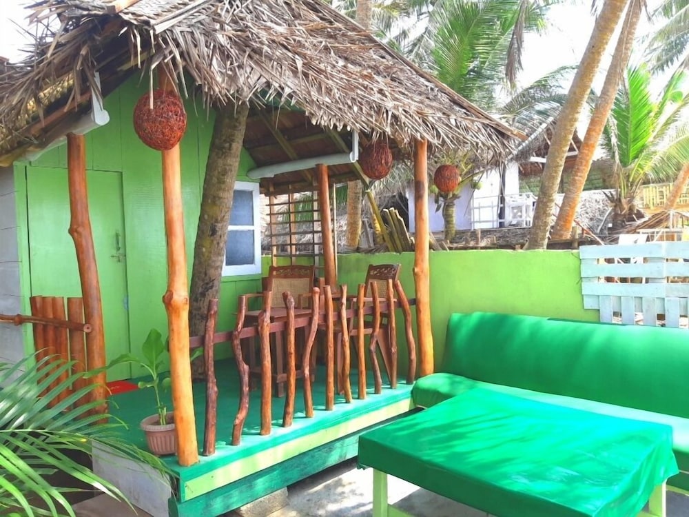 Beach Cabana photo 2