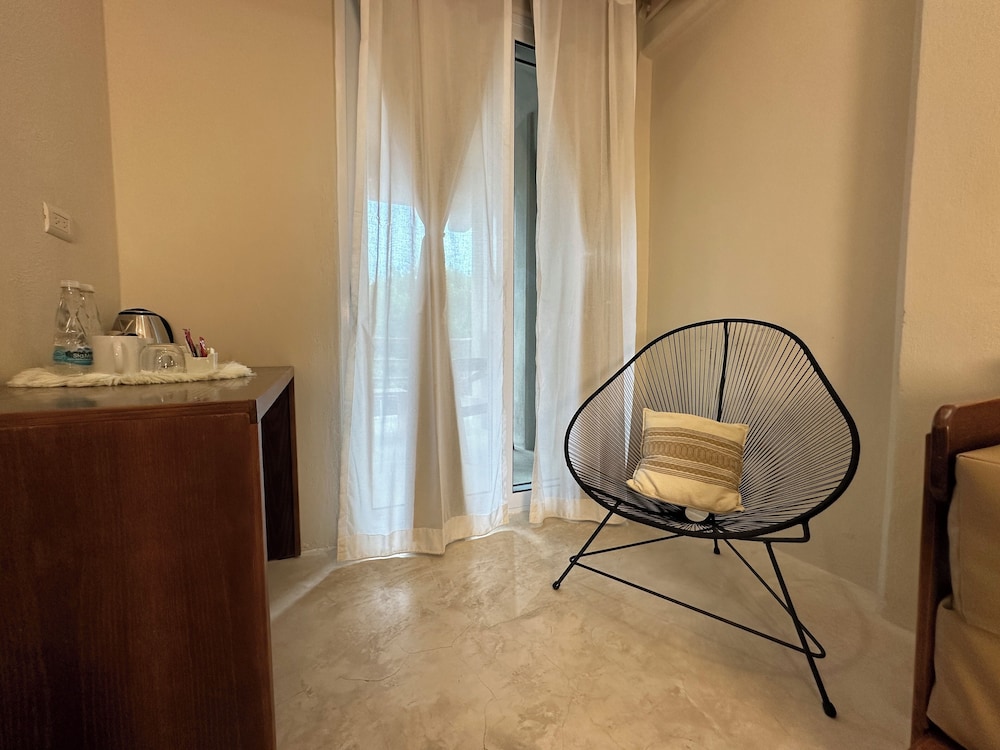 Junior Room - Photo 9