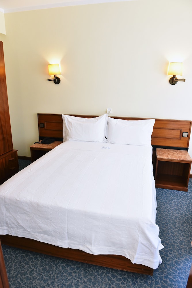 Basic Double Room Single Use, 1 Double Bed photo 2