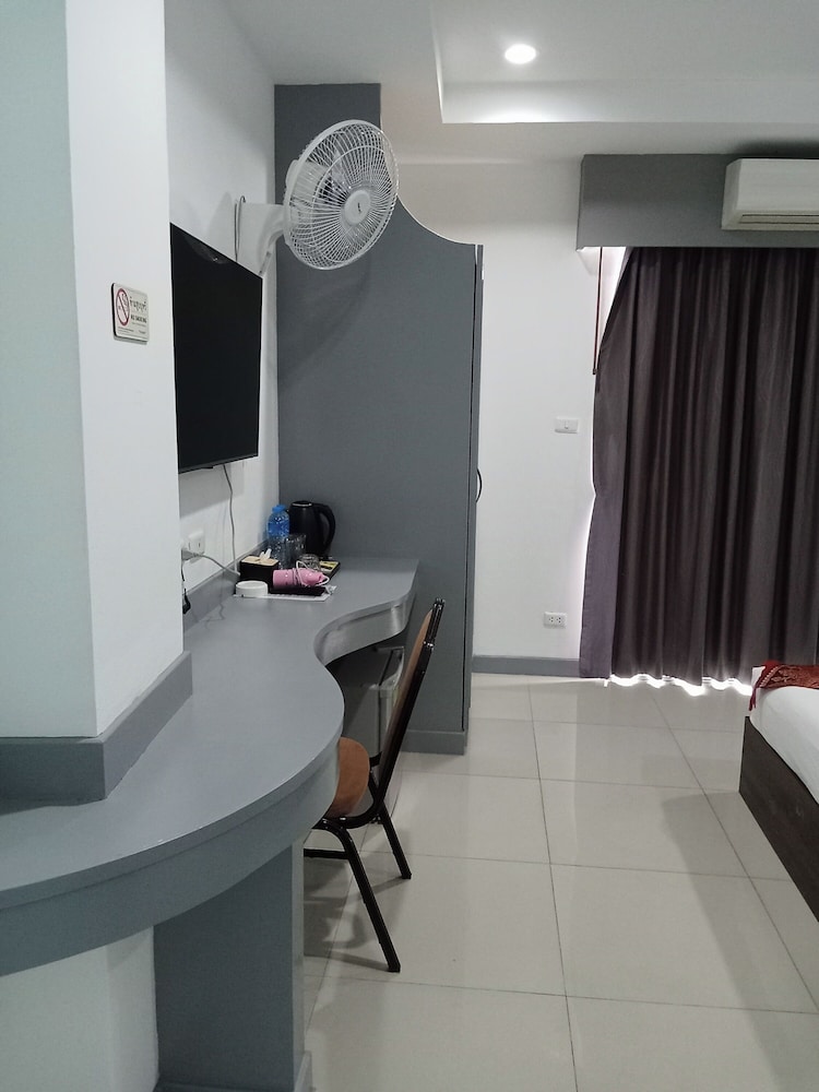Standard Double Room, Balcony - Photo 13