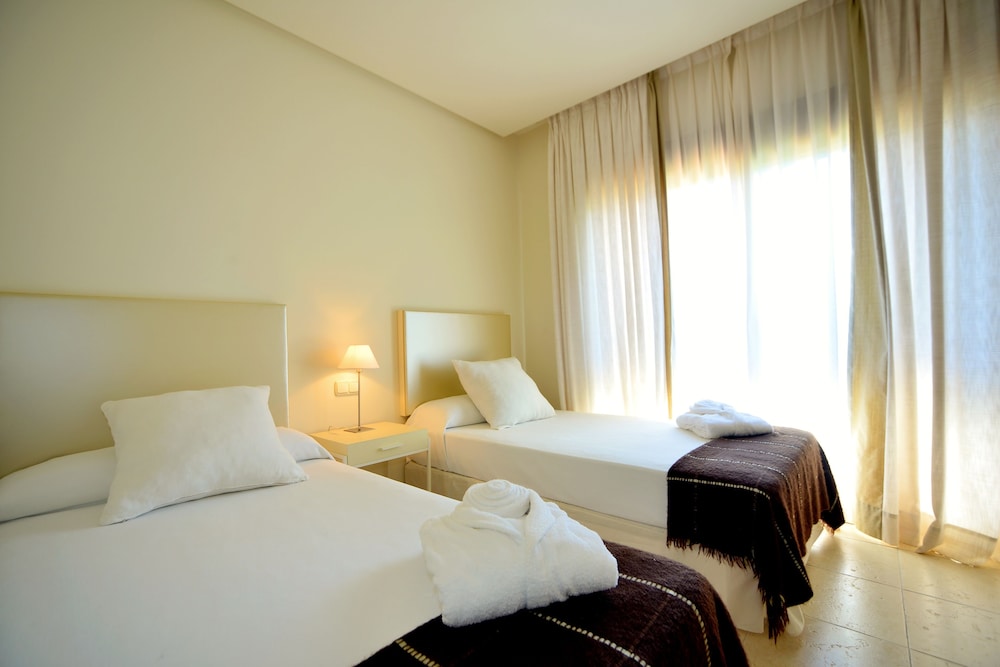 Apartment, 3 Bedrooms, 2 Bathrooms (4 Adultos + 2 Children) Apartment, 3 Bedrooms, 2 Bathrooms (4 Adultos + 2 Children)