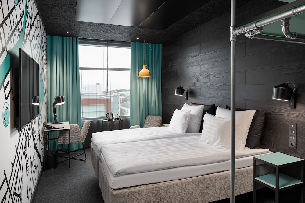 Standard Twin Room - Photo 1