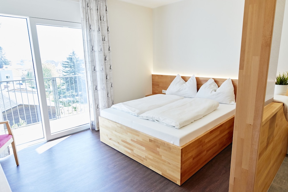 Deluxe Double Room photo 2