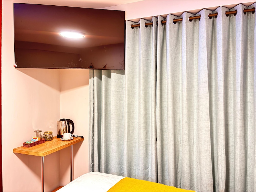 Deluxe Single Room photo 3