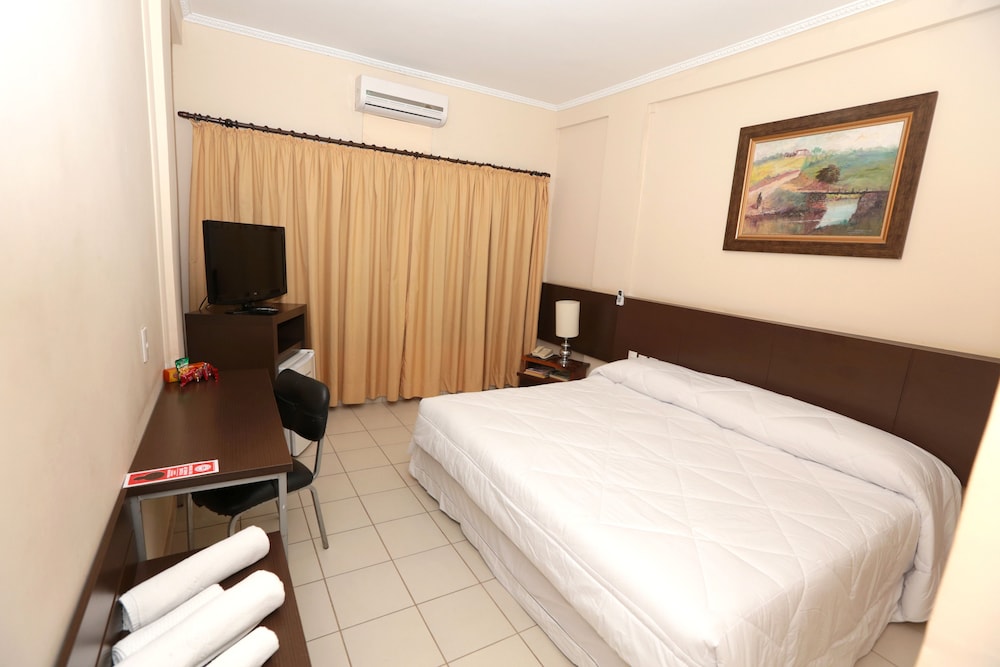 Standard Double or Twin Room photo 2