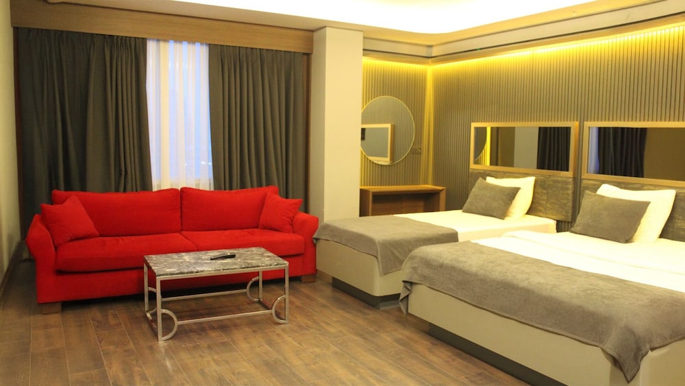 Deluxe Twin Room photo 3