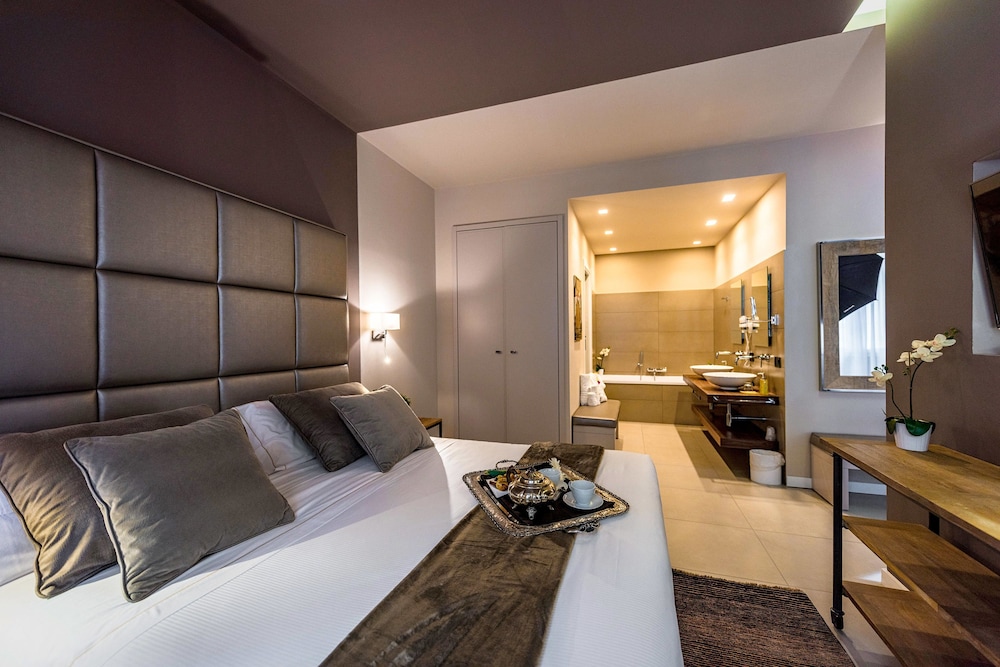 Exclusive Suite photo 2