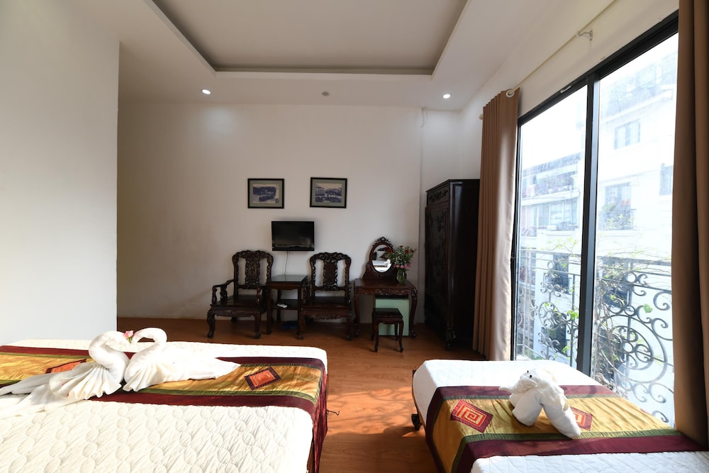 Deluxe Triple Room