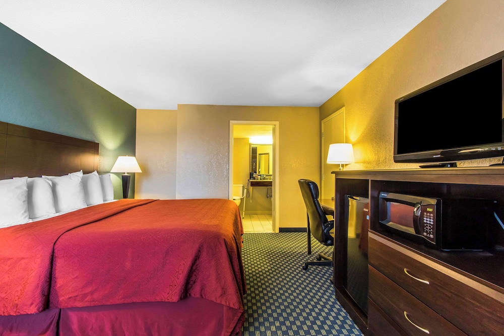 Room, 1 King Bed, Accessible, Non Smoking photo 2