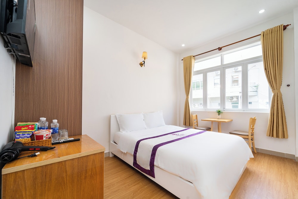 Superior Double Room, City View