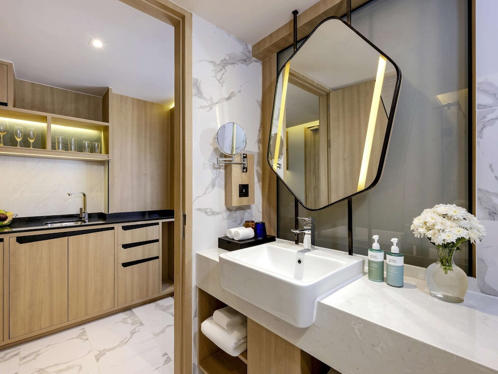 Superior Twin Room, Multiple Beds - Photo 2